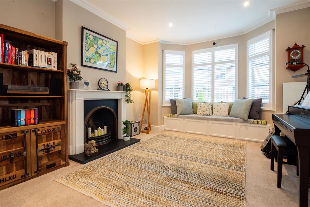 Double Reception Room