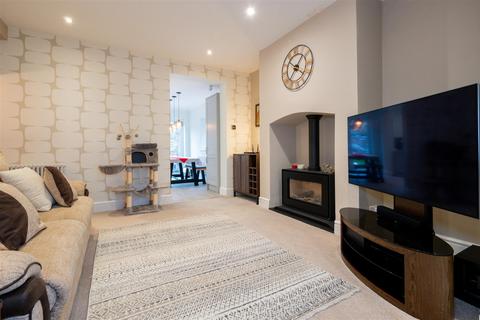 10 Appleton Road, Hale, Altrincham, WA15 9LP
