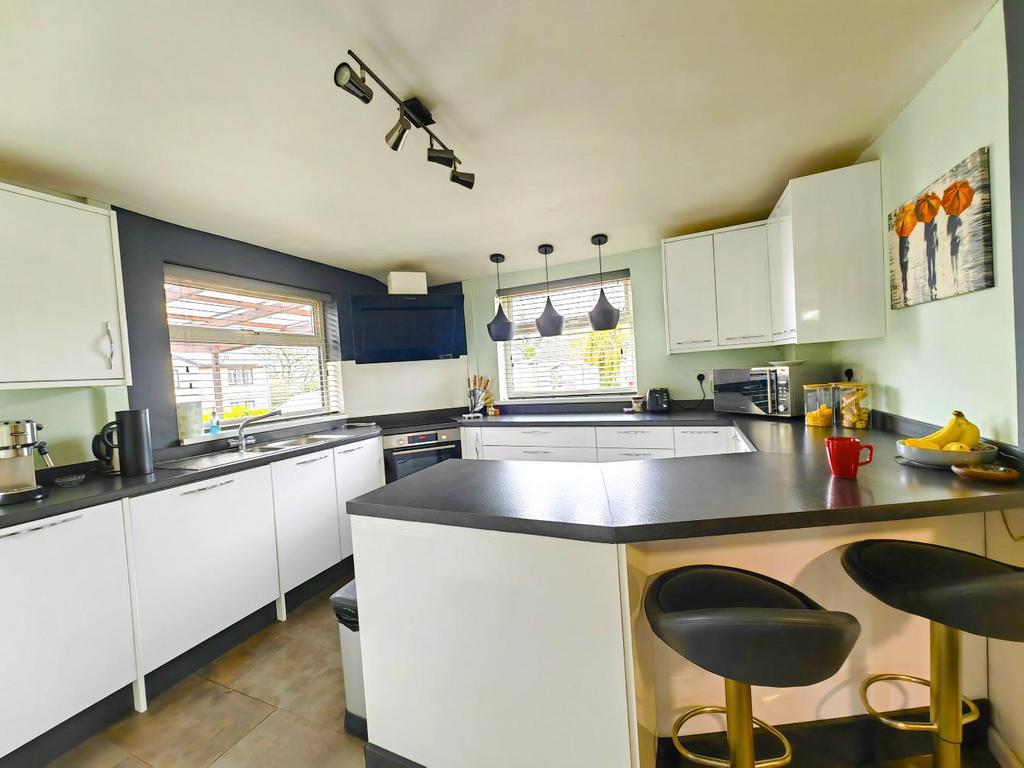 2 kitchen -16.jpg