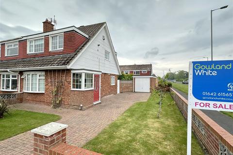 3 bedroom semi-detached house for sale, Whinfield Close, Bishopsgarth, Stockton-On-Tees TS19 8UA