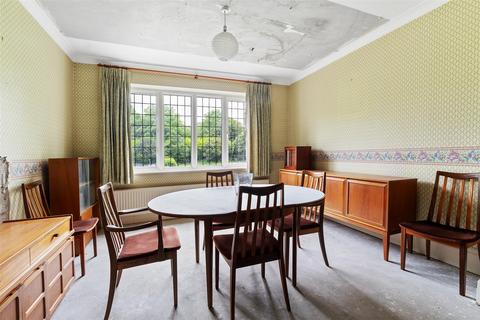 43 Draycot Road, Wanstead, London, E11 2NX