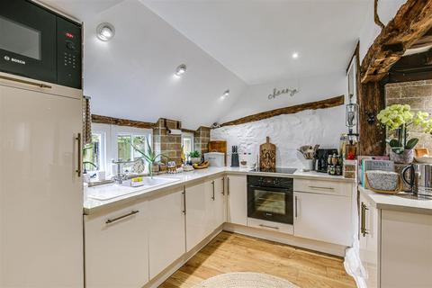 3 bedroom semi-detached house for sale, Pains Hill, Limpsfield RH8