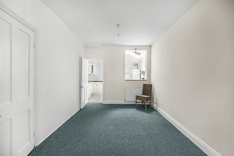 26 Alpha Terrace, Trumpington, Cambridge, CB2 9HT