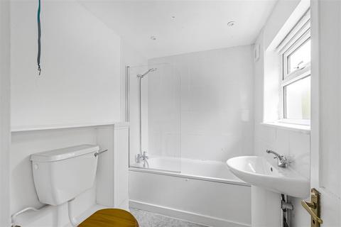 26 Alpha Terrace, Trumpington, Cambridge, CB2 9HT