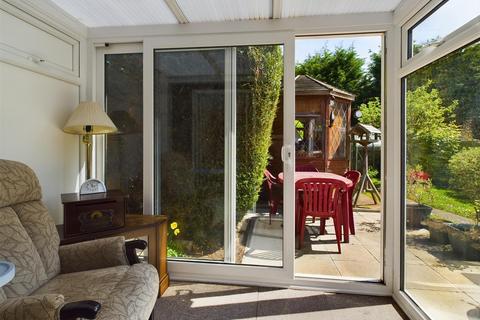 9 Foster Crescent, Kinver, Stourbridge, DY7 6EA