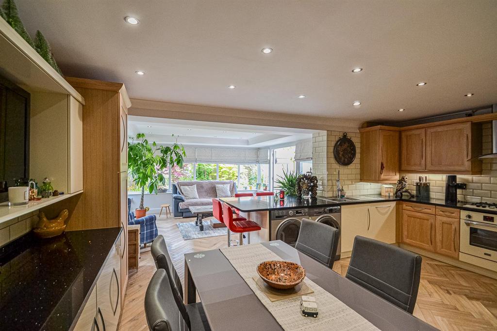 Dining Kitchen Family Room