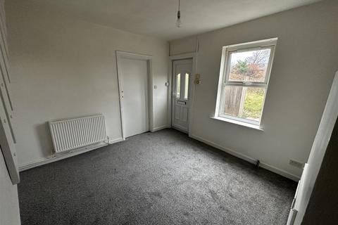 2 bedroom terraced house to rent, Salacre Lane, Upton
