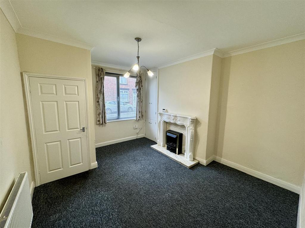 Kitchener Street, Darlington 2 bed terraced house £525 pcm (£121 pw)