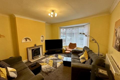 2 bedroom semi-detached house for sale, Brinkburn Avenue, Darlington