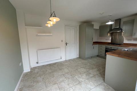 3 bedroom semi-detached house to rent, Pudding Plate Close
