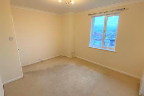 1 bedroom flat to rent, Henver Road, Newquay TR7