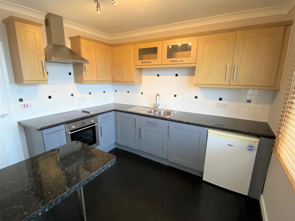 5 Henver Court Kitchen