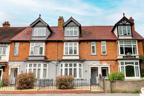 4 bedroom house to rent, Grove Road, Stratford-Upon-Avon