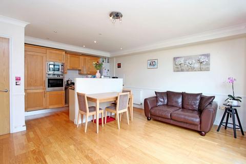 1 bedroom apartment for sale, Goat Wharf, Brentford, TW8