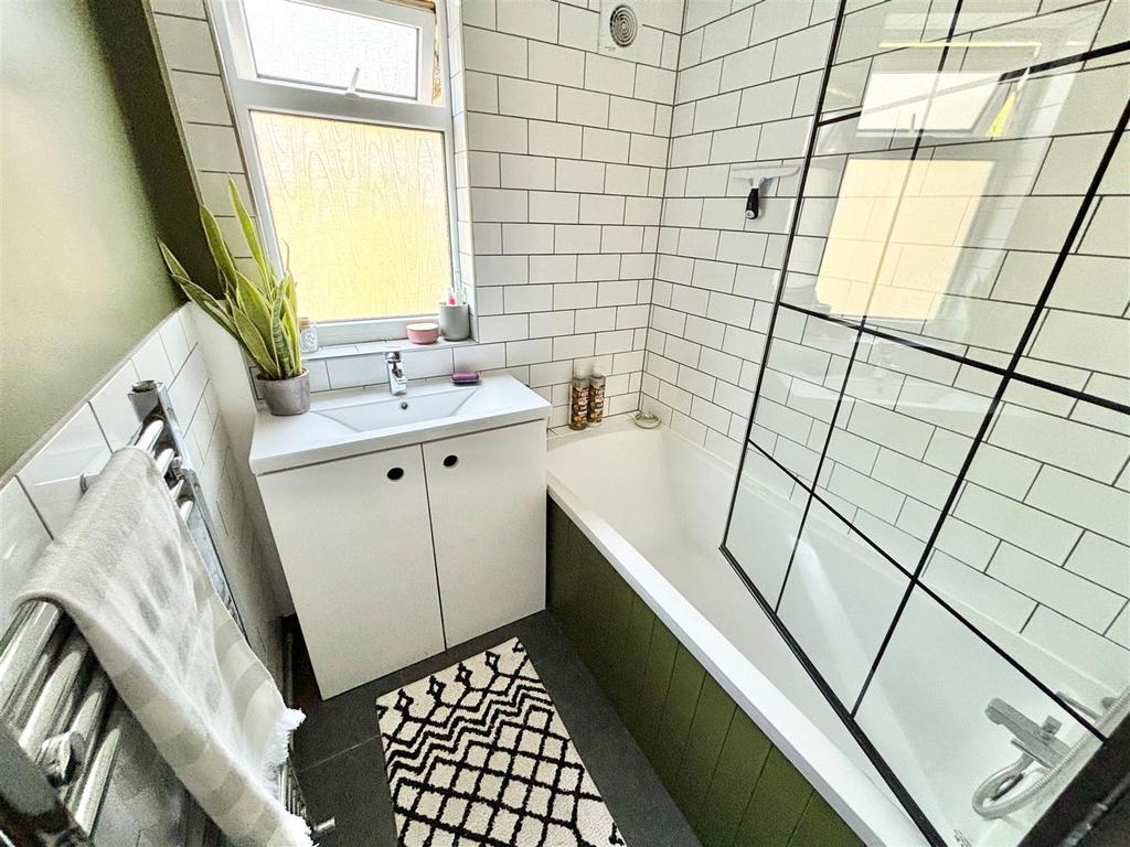 Bath.jpg