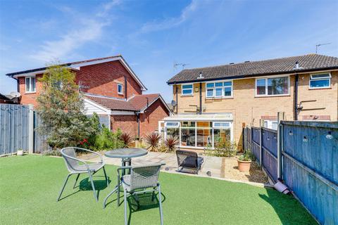 3 bedroom semi-detached house for sale, Bolingey Way, Hucknall NG15