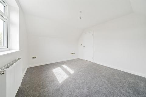 9 College Close, Westward Ho, Bideford, EX39 1BL