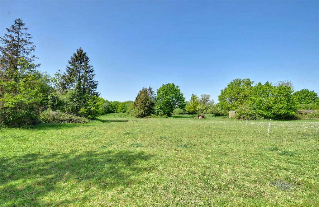 Appledore Road, Tenterden 5 bed detached bungalow for sale £950,000
