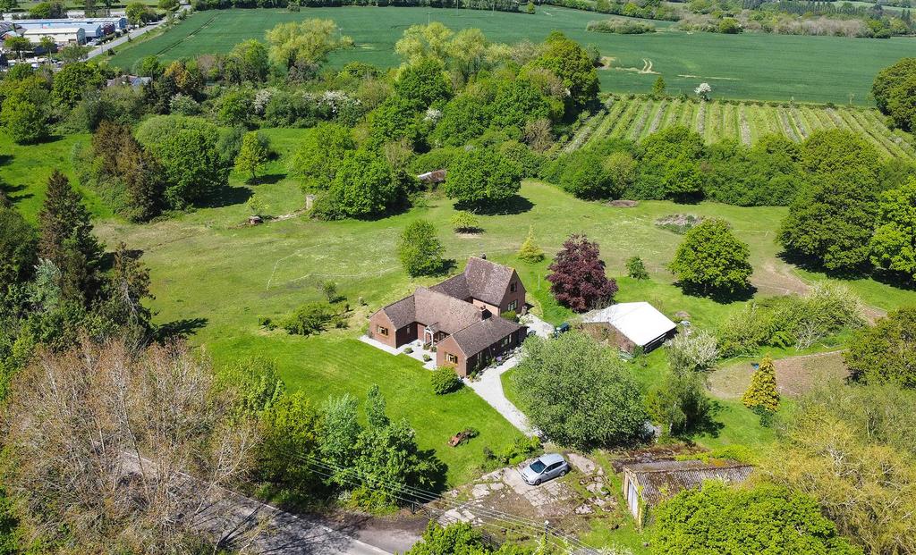 Appledore Road, Tenterden 5 bed detached bungalow for sale £950,000