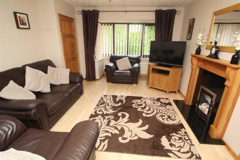 3 bedroom detached house for sale, Summerfield Close, Oswestry
