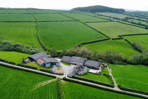 4 bedroom property for sale, Newcastle Emlyn