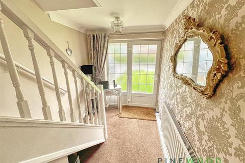 3 bedroom semi-detached house for sale, Glannis Square, Mansfield NG20