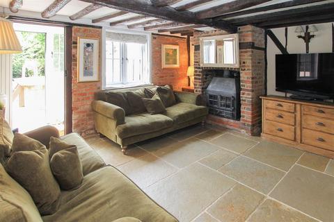22 Mores Lane, Pilgrims Hatch, Brentwood, CM14 5RU