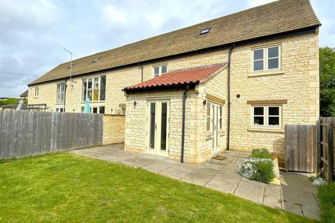 4 bedroom end of terrace house for sale, Longbarn Mews, Ketton, PE9 3TP