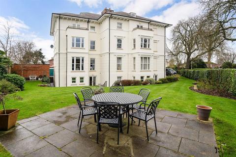 2 bedroom apartment for sale, Pittville Circus Road, Cheltenham