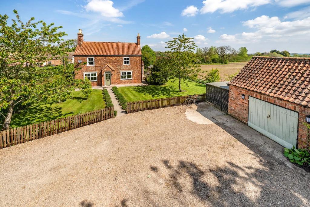 Beck Lane, WeltonLeMarsh, PE23 5SZ 5 bed detached house for sale £