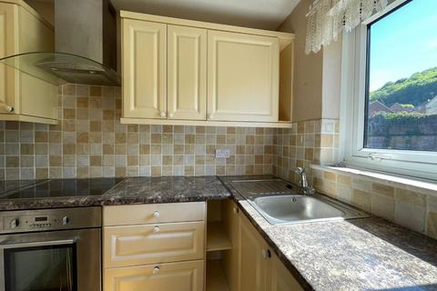 2 bedroom flat for sale, Champions Court, Dursley