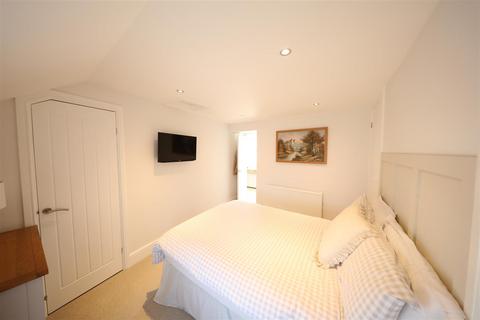 1 bedroom terraced house for sale, Kirk Road, Preston, Hull