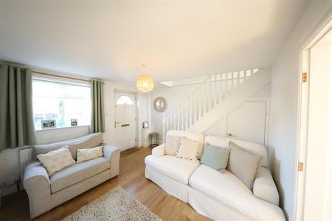 10 Kirk Road, Preston, Hull, HU12 8UD