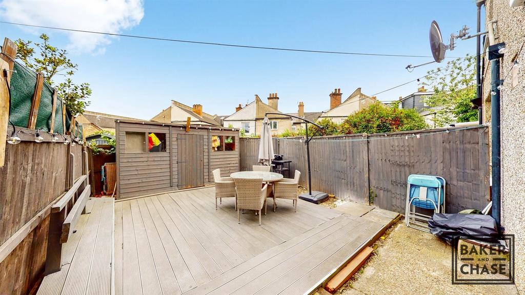Ladysmith Road, Enfield EN1 2 bed for sale £389,995