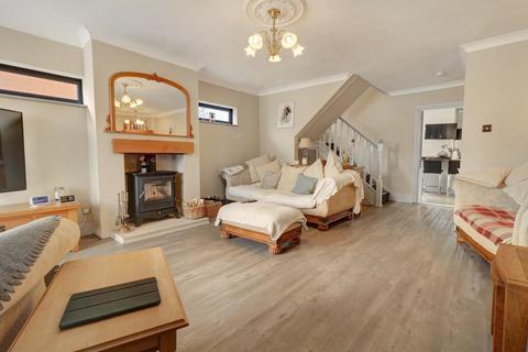 4 bedroom detached house for sale, Westwood Road, Canvey Island