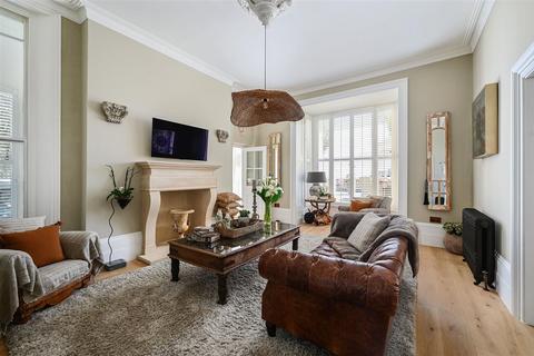 2 bedroom maisonette for sale, Archery Road, St Leonards-on-sea