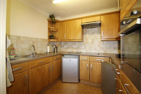 1 bedroom retirement property for sale, Christ Church Lane, Barnet EN5