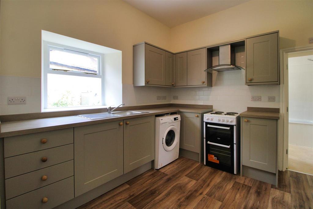 Raby Road, Darlington DL2 3 bed bungalow to rent £800 pcm (£185 pw)