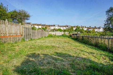 5 bedroom semi-detached house for sale, Old London Road, Hastings