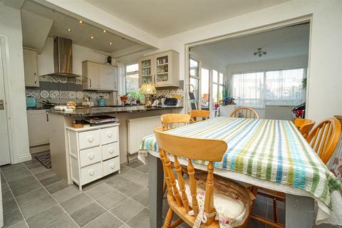 5 bedroom semi-detached house for sale, Old London Road, Hastings