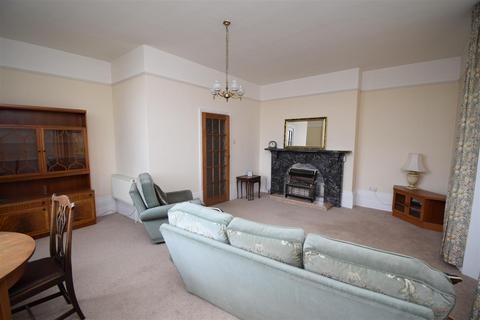 1 bedroom ground floor flat to rent, Cavewell Gardens, Ossett WF5