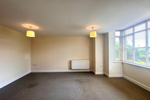 2 bedroom flat to rent, High Street, Kingsthorpe Village, Northampton NN2