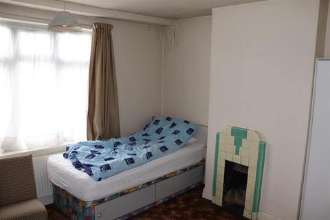 166 Broadway, Walsall, WS1 3HF