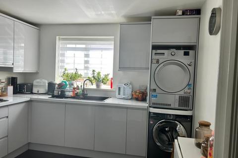 3 Wildacre Drive, Northampton, NN3 9GB