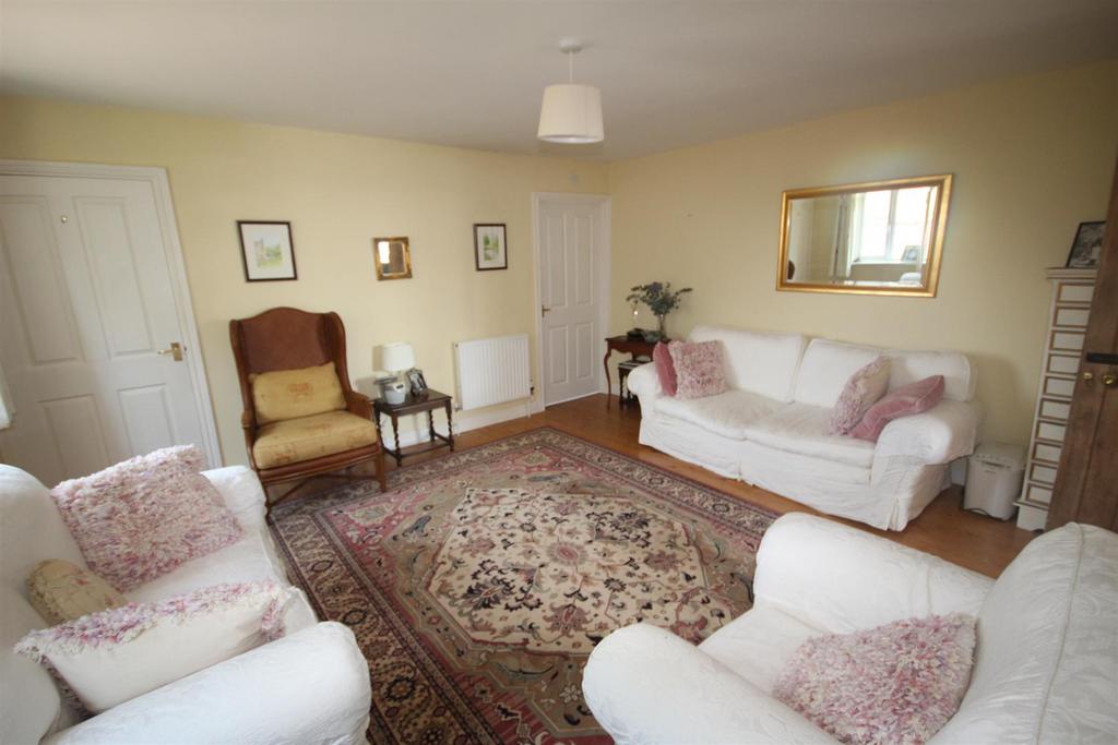 Burley Gate, Hereford 3 bed detached house for sale £420,000