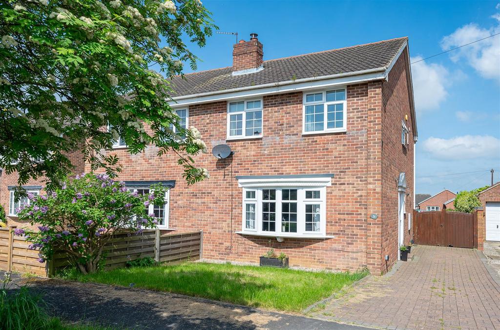 Fairfax Crescent, Tockwith, York... 3 bed semidetached house £325,000