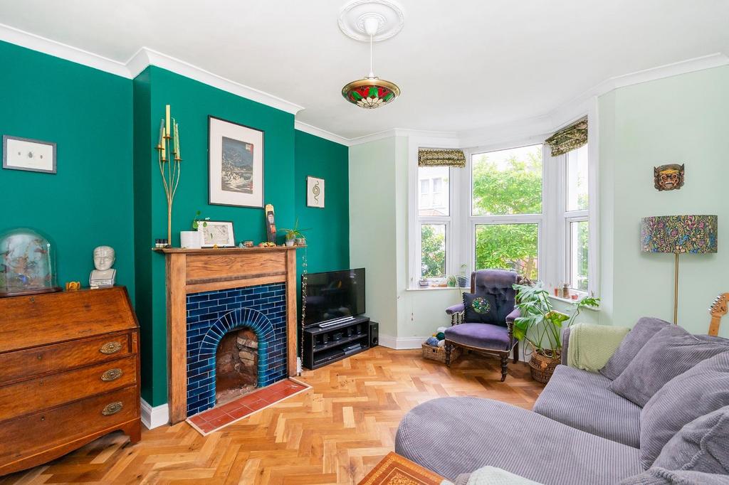 4 FS3 SP - Living Room D.jpg
