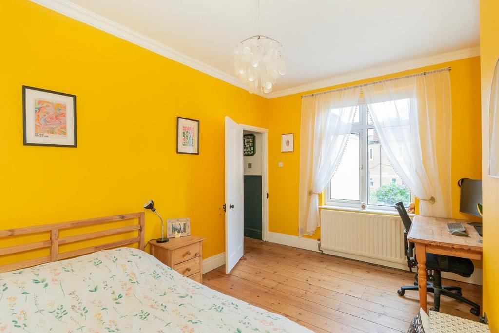 4 FS3 SP - Bedroom A.jpg