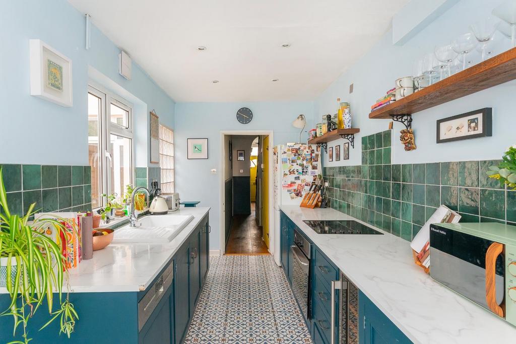 4 FS3 SP - Kitchen Diner F.jpg
