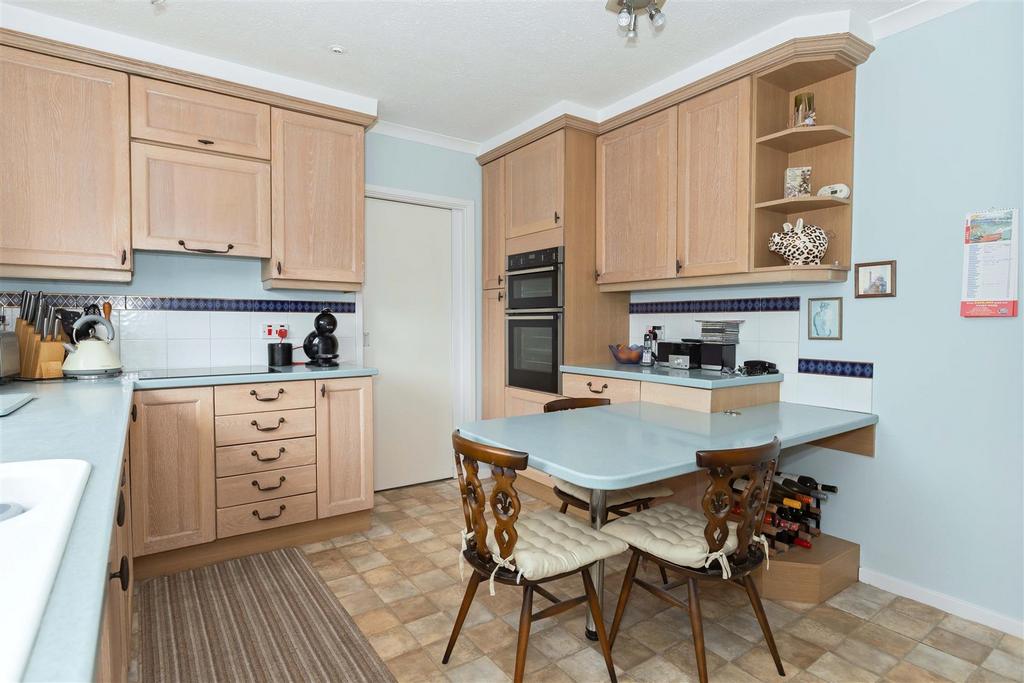 Exmoor Drive, Worthing 4 bed detached bungalow for sale £625,000